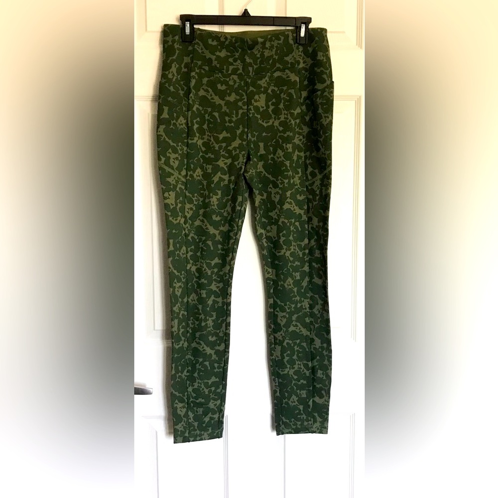 Cabi Marathon Leggings - NWT